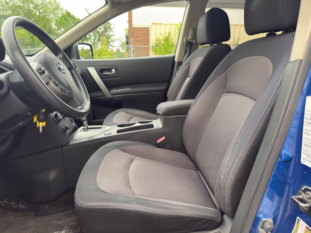 2011 Nissan Rogue SV - Photo #10