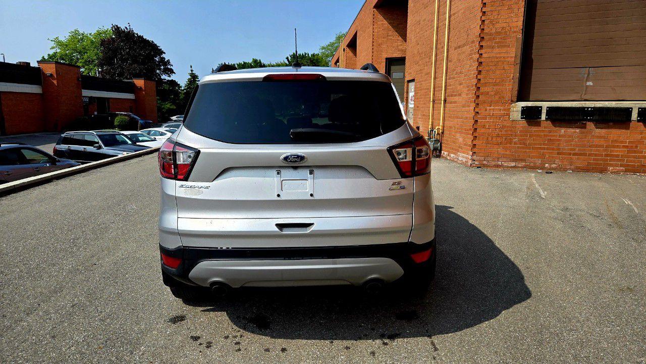 2017 Ford Escape 4WD 4dr SE - Photo #6
