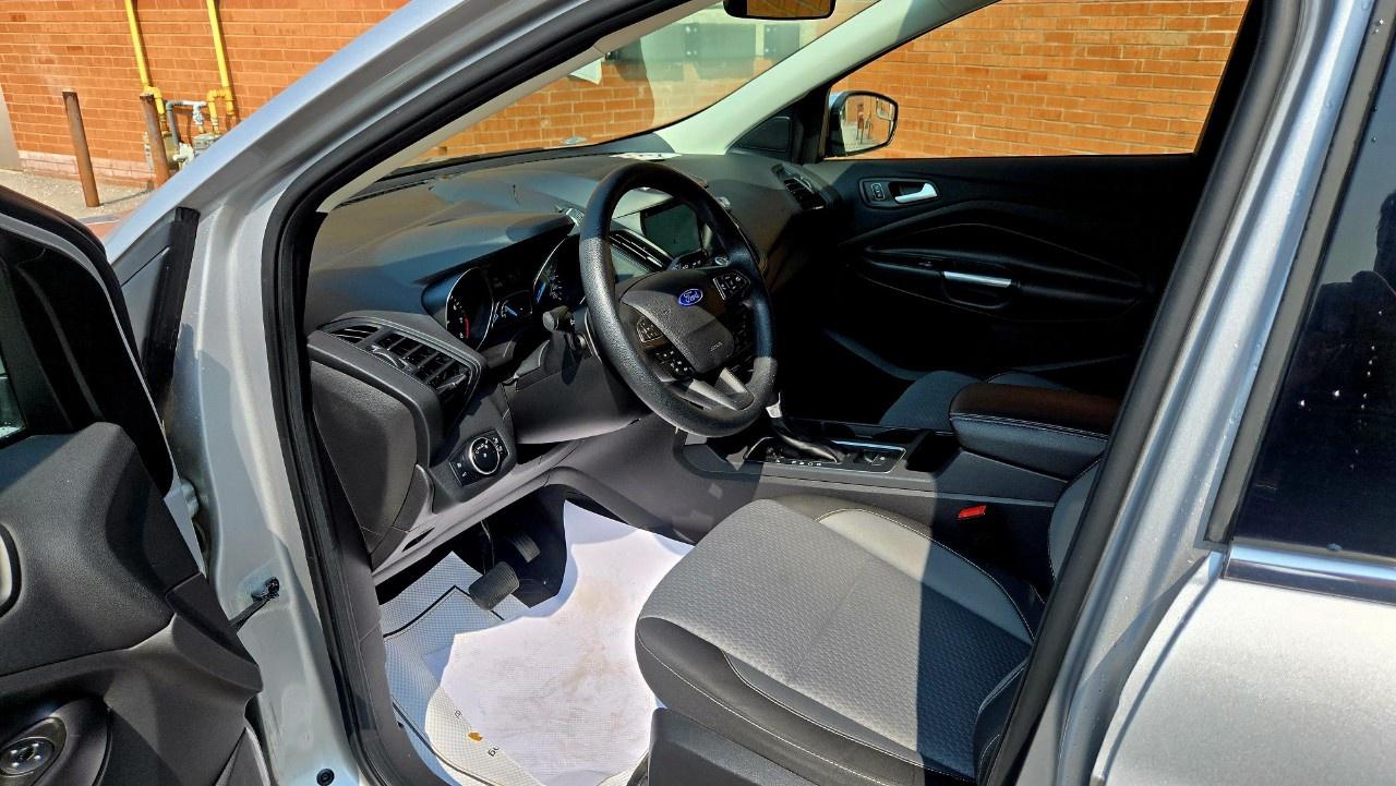 2017 Ford Escape 4WD 4dr SE - Photo #9