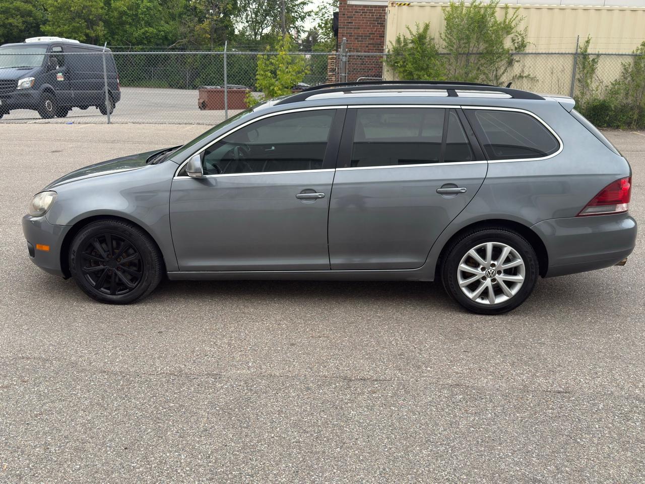 2012 Volkswagen Golf Wagon HIGHLINE - Photo #8