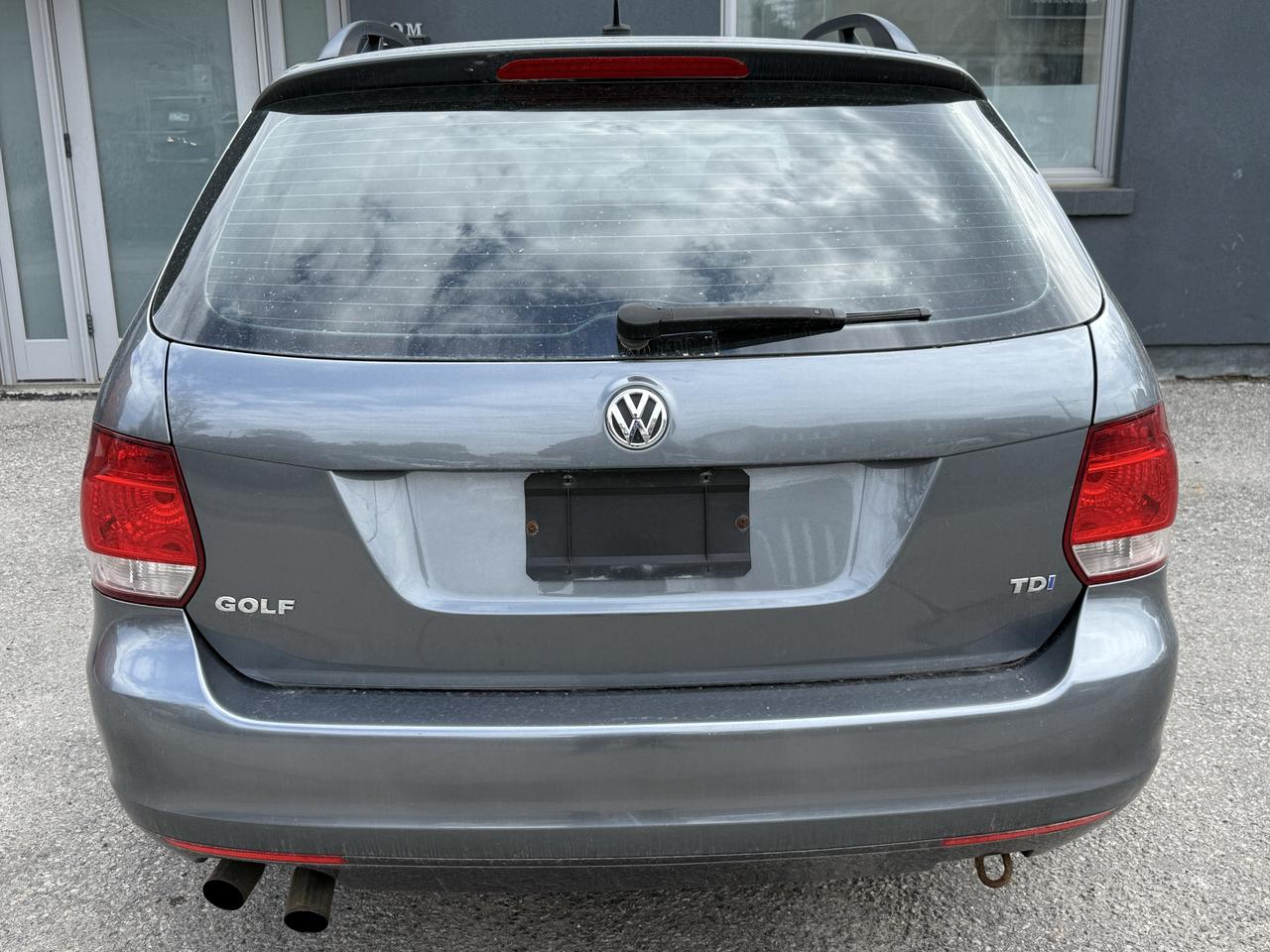 2012 Volkswagen Golf Wagon 4dr TDI DSG Comfortline Photo