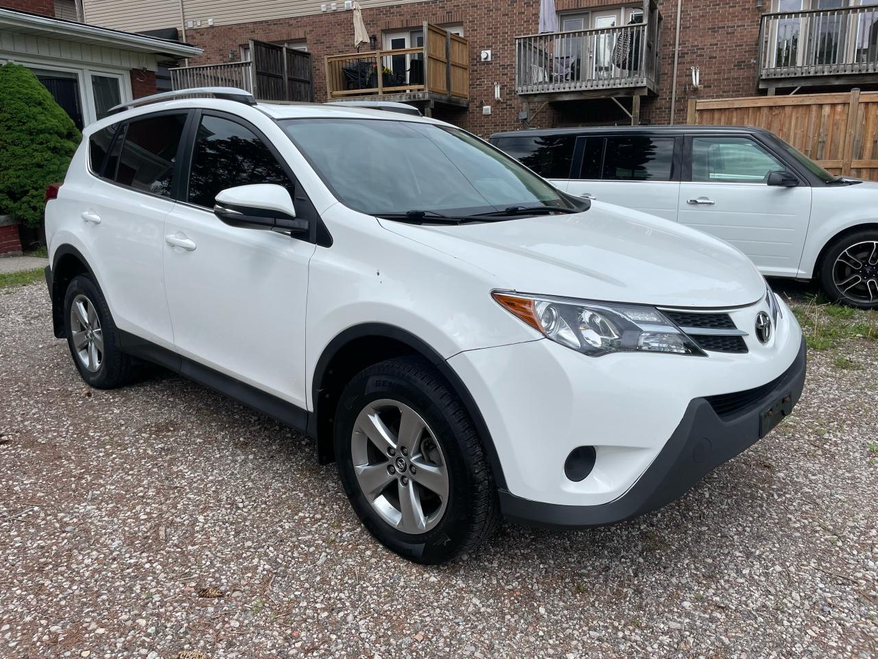 2015 Toyota RAV4 AWD 4dr XLE - Photo #8