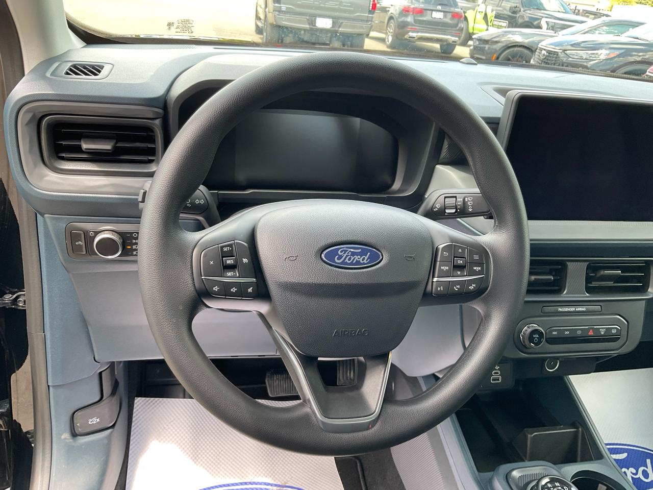 2025 Ford Maverick XL Photo5