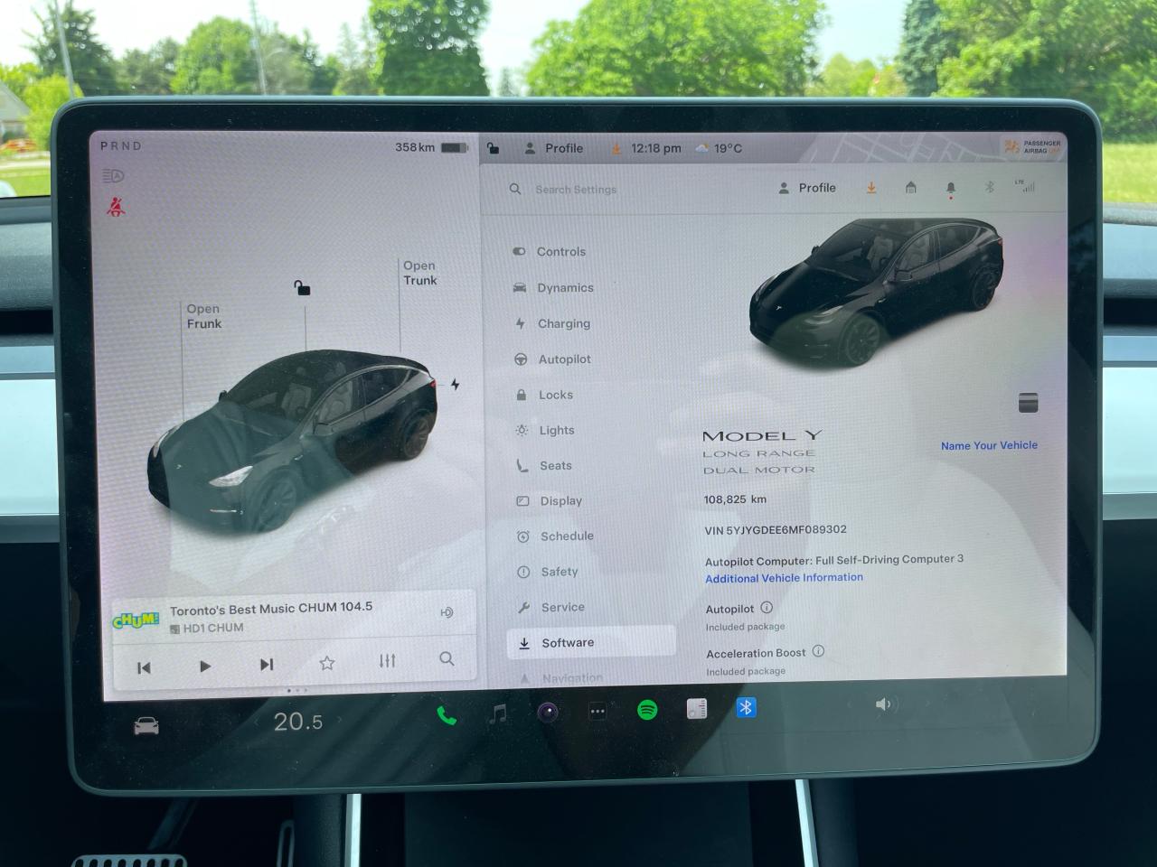 2021 Tesla Model Y Long Range AWD - Photo #9