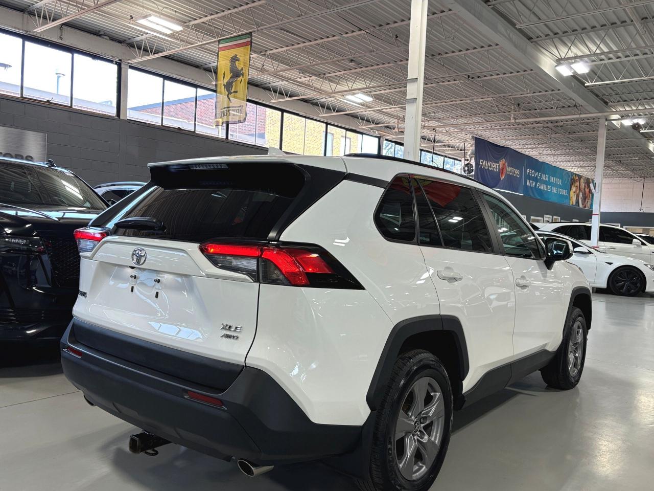 2022 Toyota RAV4 XLE AWD|ALLOYS|SUNROOF|BACKUPCAM|HEATEDSEATS|ECO|+ - Photo #4