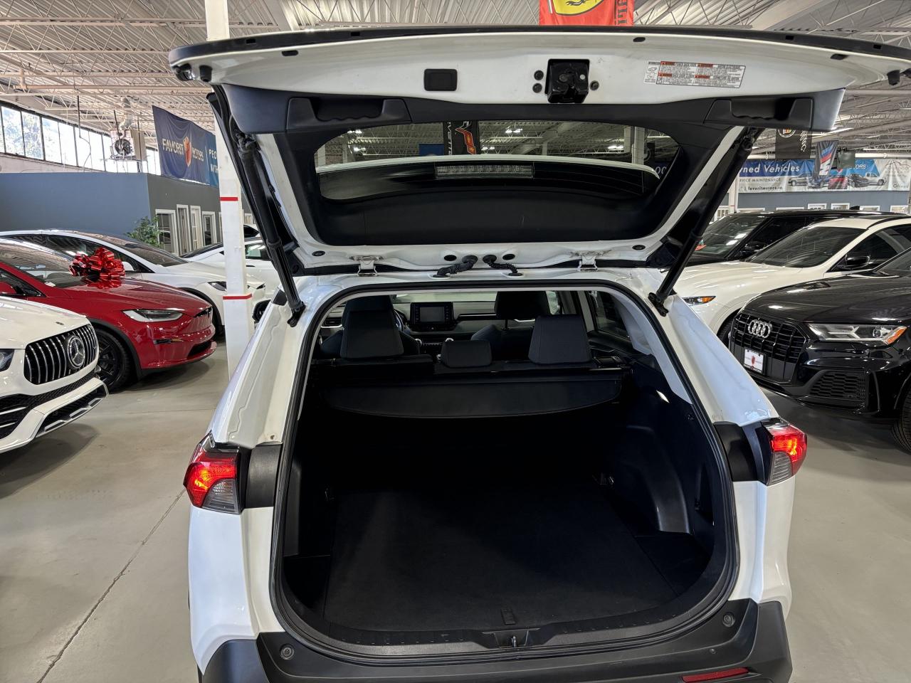 2022 Toyota RAV4 XLE AWD|ALLOYS|SUNROOF|BACKUPCAM|HEATEDSEATS|ECO|+ - Photo #6