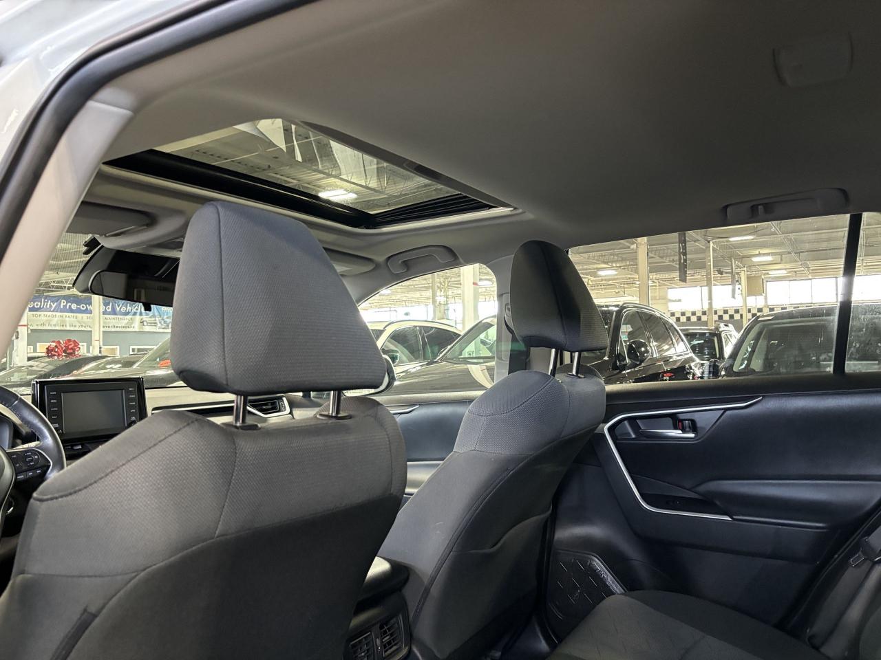 2022 Toyota RAV4 XLE AWD|ALLOYS|SUNROOF|BACKUPCAM|HEATEDSEATS|ECO|+ - Photo #8