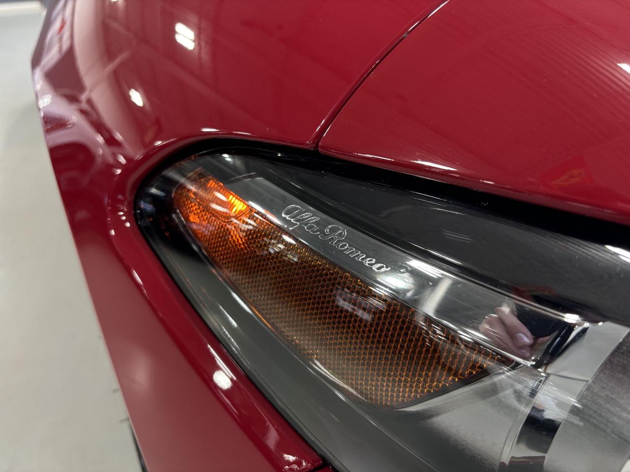 2022 Alfa Romeo Giulia Quadrifoglio|RWD|CARBONHOOD|CARBONSEATS|BIGBRAKES| - Photo #4