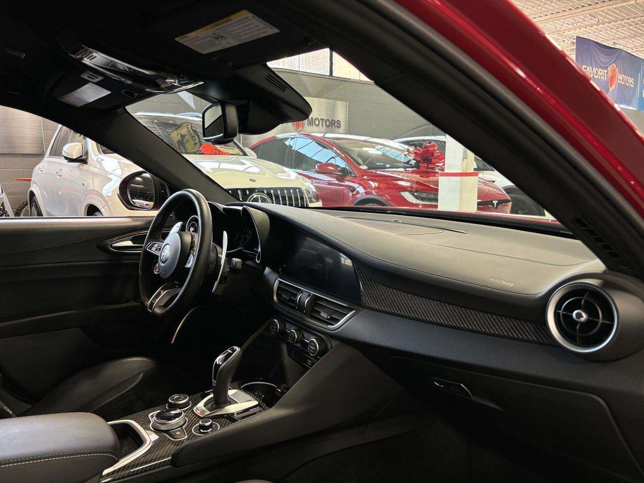 2022 Alfa Romeo Giulia Quadrifoglio|RWD|CARBONHOOD|CARBONSEATS|BIGBRAKES| - Photo #30
