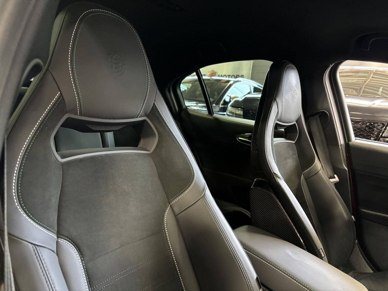 2022 Alfa Romeo Giulia Quadrifoglio|RWD|CARBONHOOD|CARBONSEATS|BIGBRAKES| - Photo #31