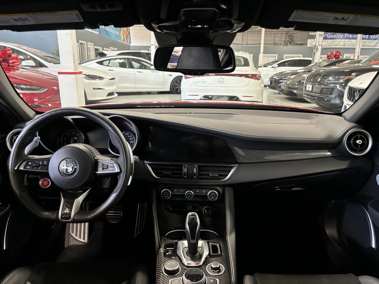 2022 Alfa Romeo Giulia Quadrifoglio|RWD|CARBONHOOD|CARBONSEATS|BIGBRAKES| - Photo #28