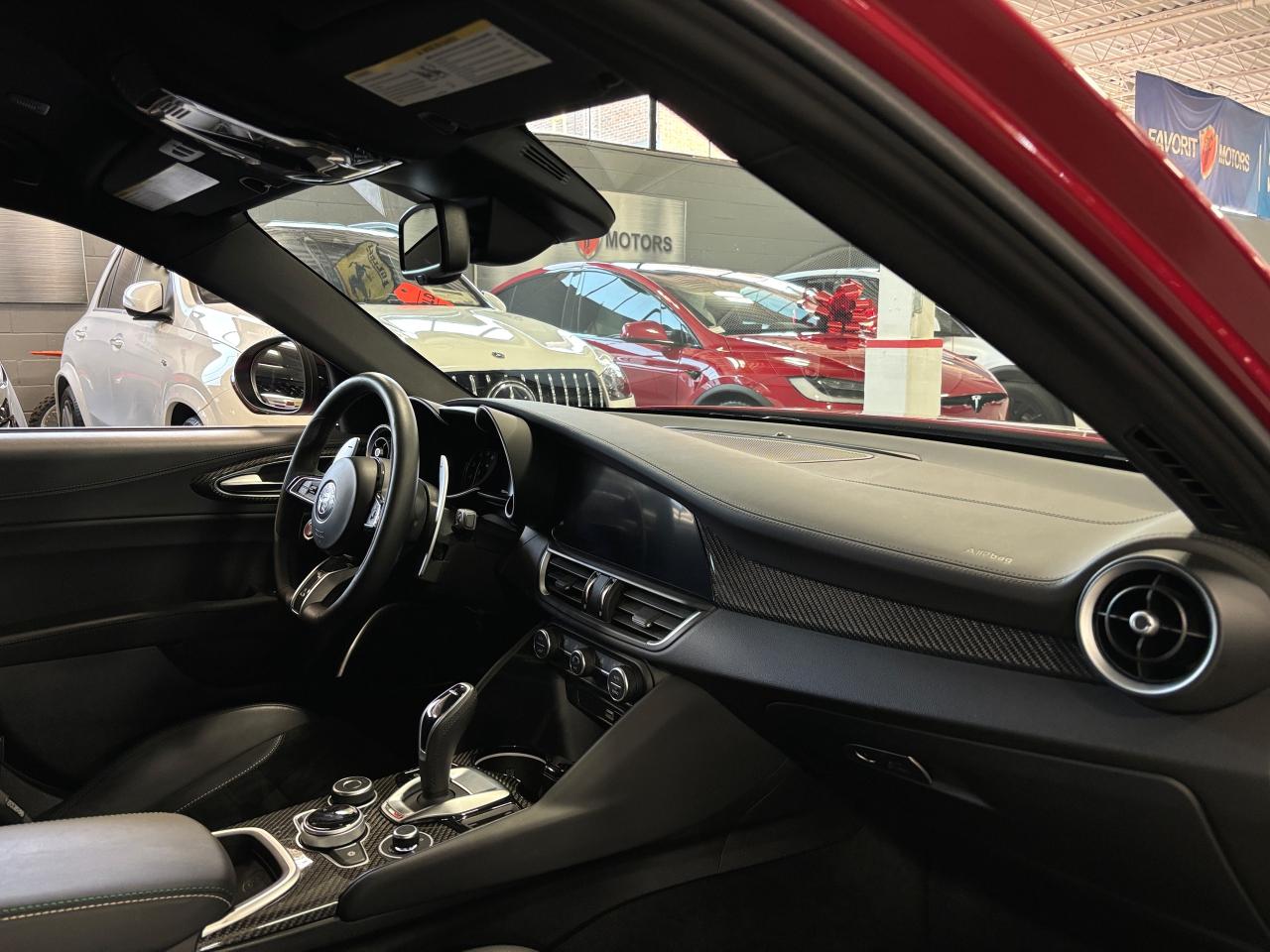 2022 Alfa Romeo Giulia Quadrifoglio|RWD|CARBONHOOD|CARBONSEATS|BIGBRAKES| - Photo #30