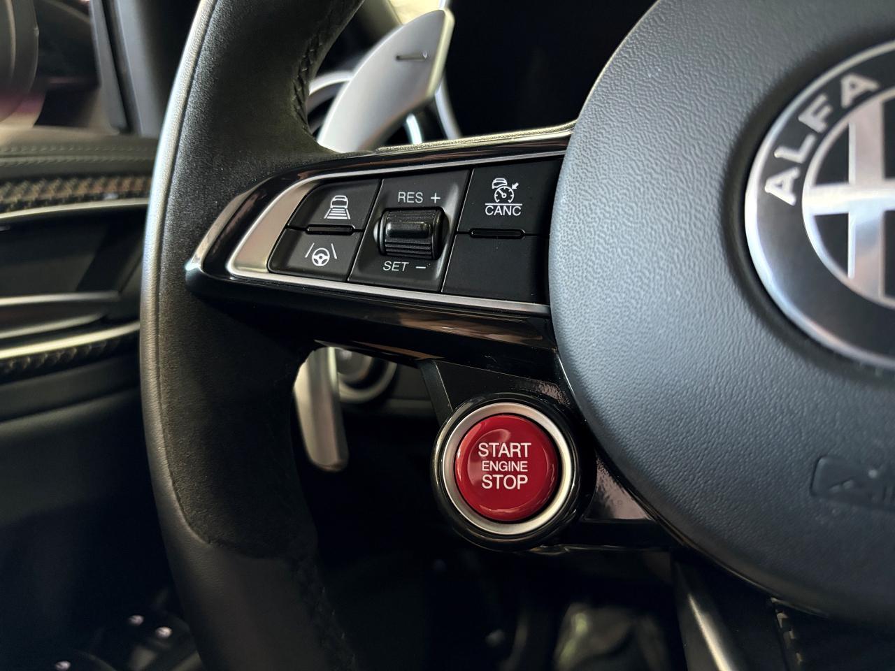 2022 Alfa Romeo Giulia Quadrifoglio|RWD|CARBONHOOD|CARBONSEATS|BIGBRAKES| - Photo #60