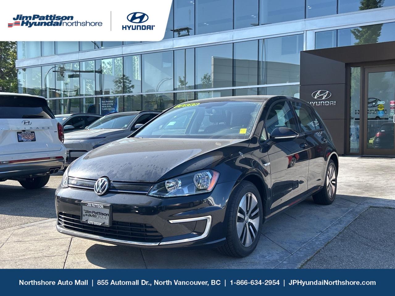 Used 2016 Volkswagen Golf e-Golf SE No Accidents, Service Records! for sale in North Vancouver, BC