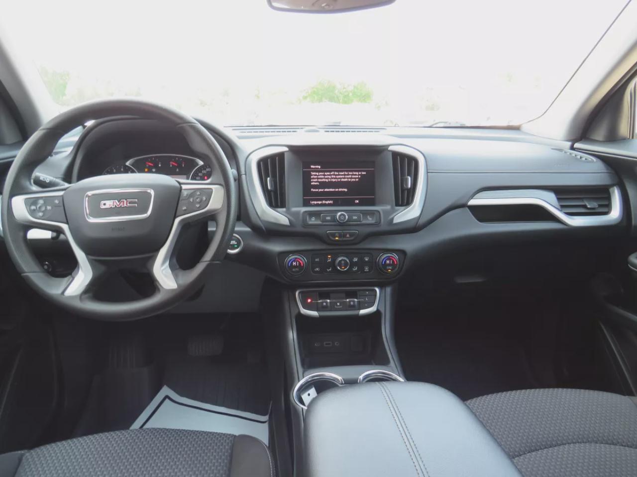 2024 GMC Terrain SLE (**AWD**ALLOY WHEELS**POWER DRIVERS SEAT**LANE DEPARTURE ALERT**AUTO HEADLIGHTS**PRE-COLLISION WARNING SYSTEM**CRUISE CONTROL**BLUETOOTH**PUSH BUTTON START**BACKUP CAMERA**DUAL CLIMATE CONTROL**HEATED/VENTED SEATS**DOWNHILL ASSIST**REMOTE START**) Photo