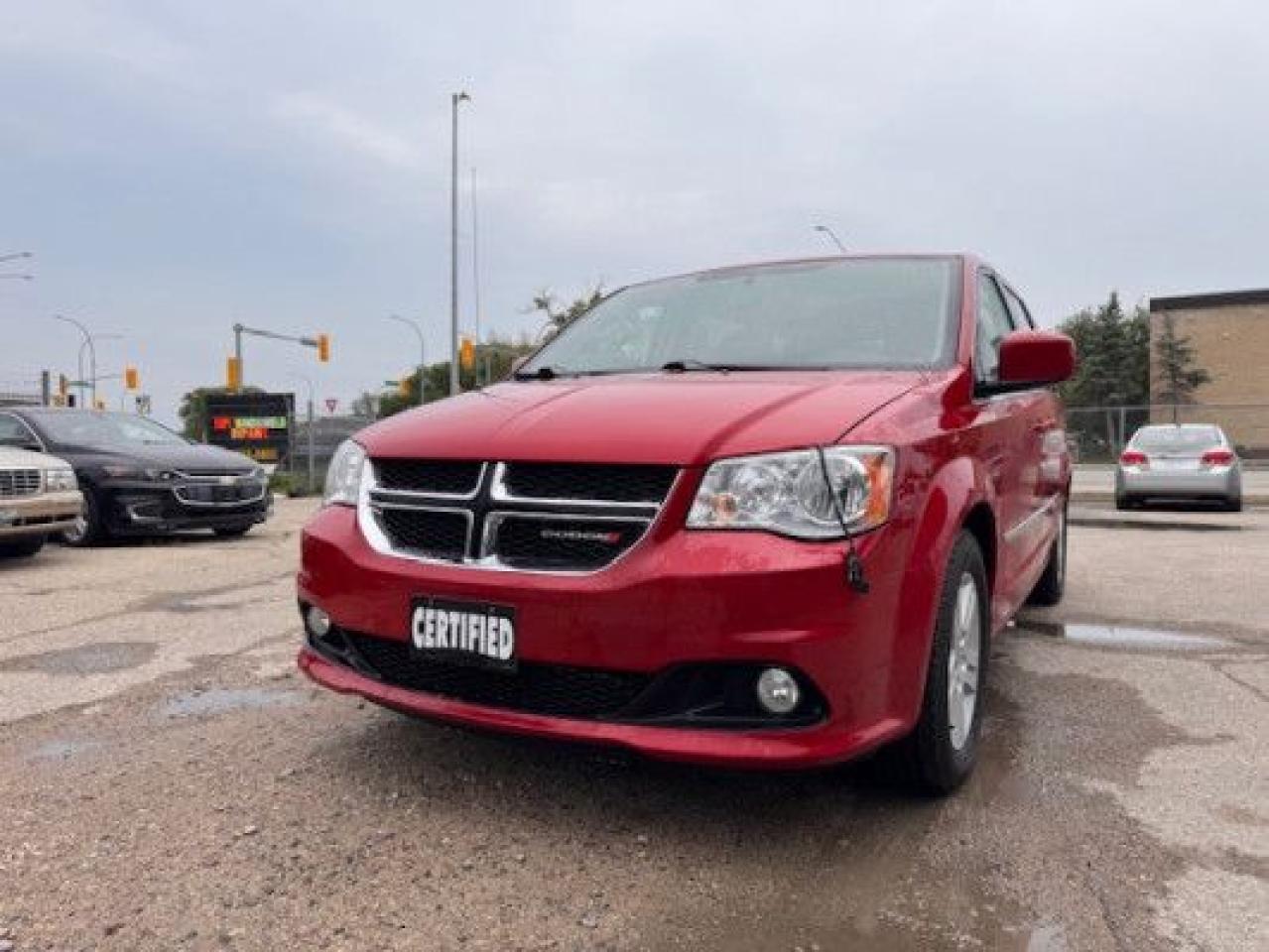 Used 2013 Dodge Grand Caravan Crew Front-wheel Drive Passenger Van Automatic for sale in Winnipeg, MB