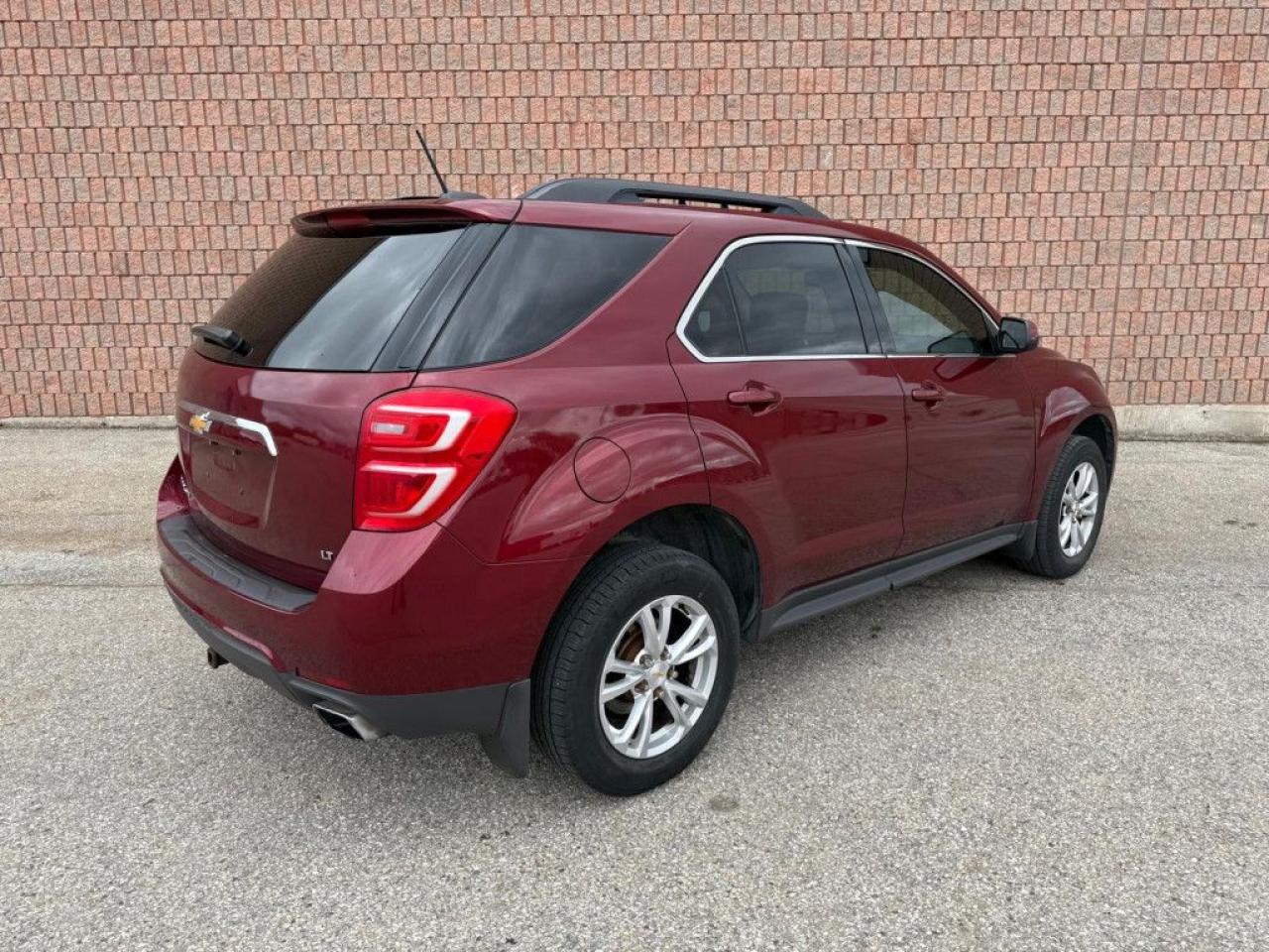 2017 Chevrolet Equinox LT | AWD | V6 | LOW KMS | SUNROOF | BLUETOOTH | NAVI | PIONEER AUDIO | REMOTE START - Photo #5