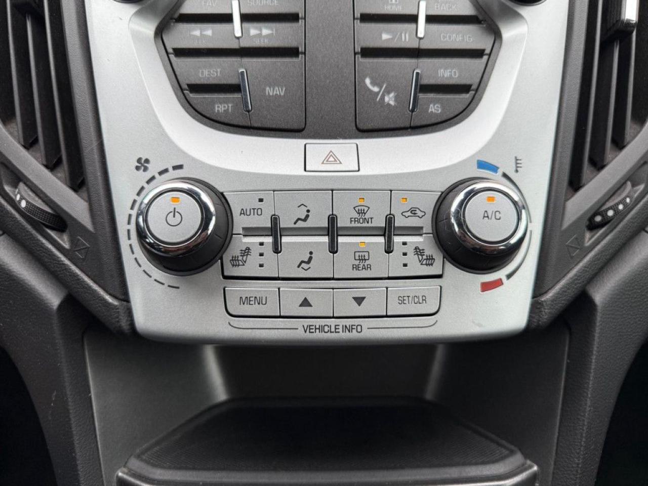 2017 Chevrolet Equinox LT | AWD | V6 | LOW KMS | SUNROOF | BLUETOOTH | NAVI | PIONEER AUDIO | REMOTE START - Photo #28