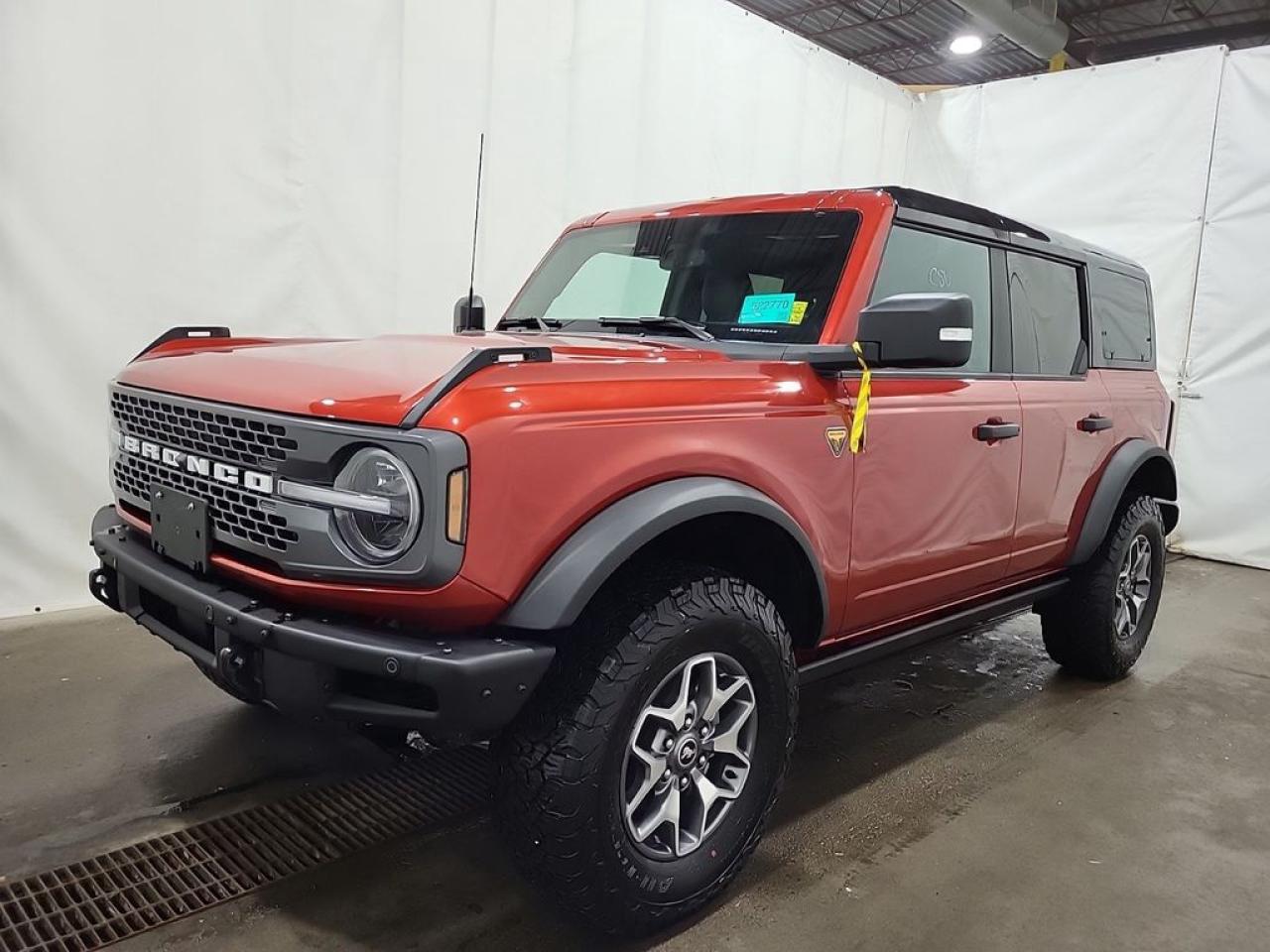 2024 Ford Bronco Badlands Photo5