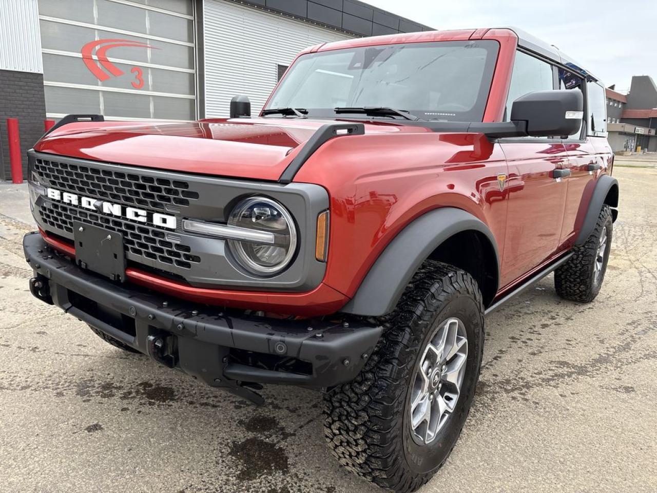 2024 Ford Bronco Badlands Photo5
