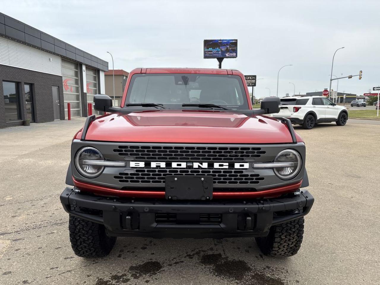 2024 Ford Bronco Badlands Photo5