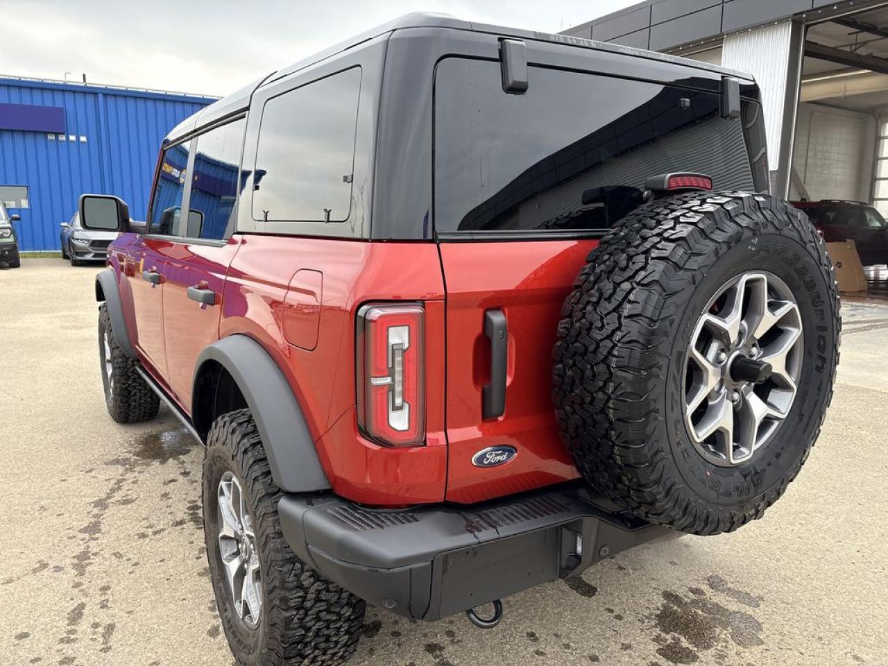 2024 Ford Bronco Badlands Photo5