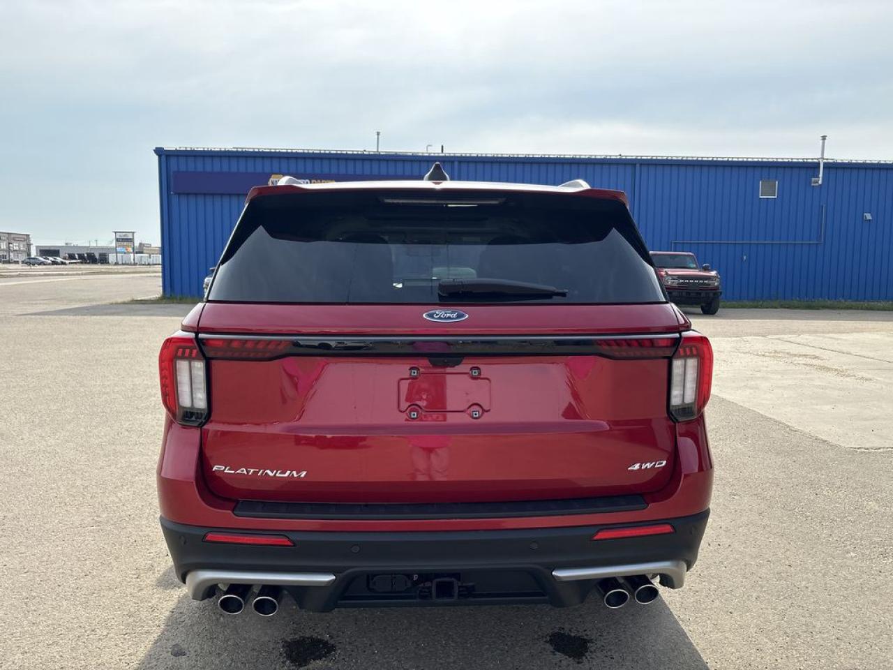 2025 Ford Explorer Platinum Photo5