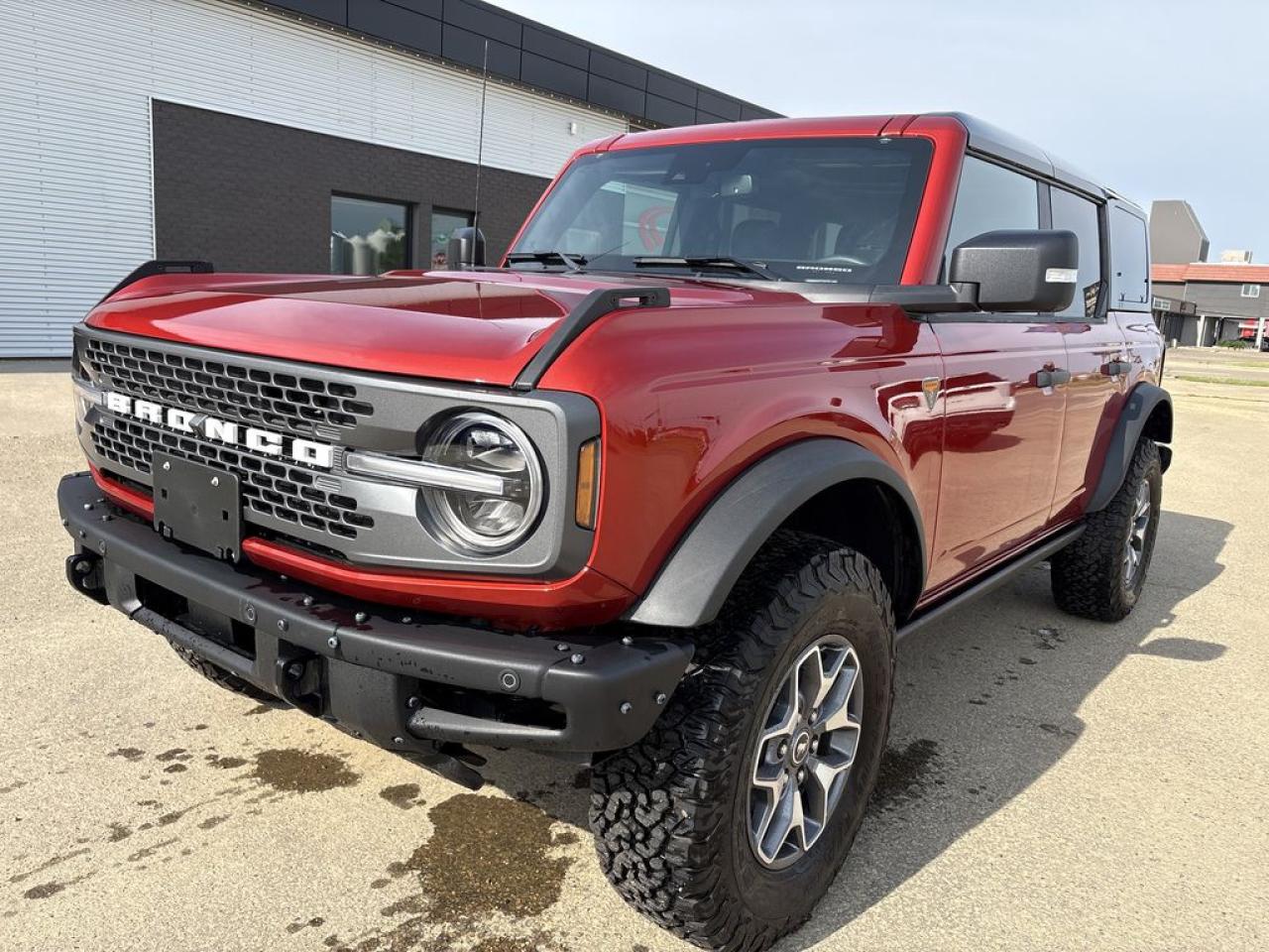 2024 Ford Bronco Badlands Photo5