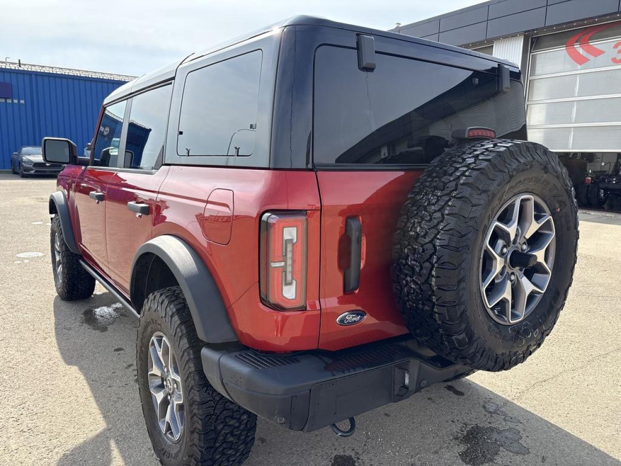 2024 Ford Bronco Badlands Photo5