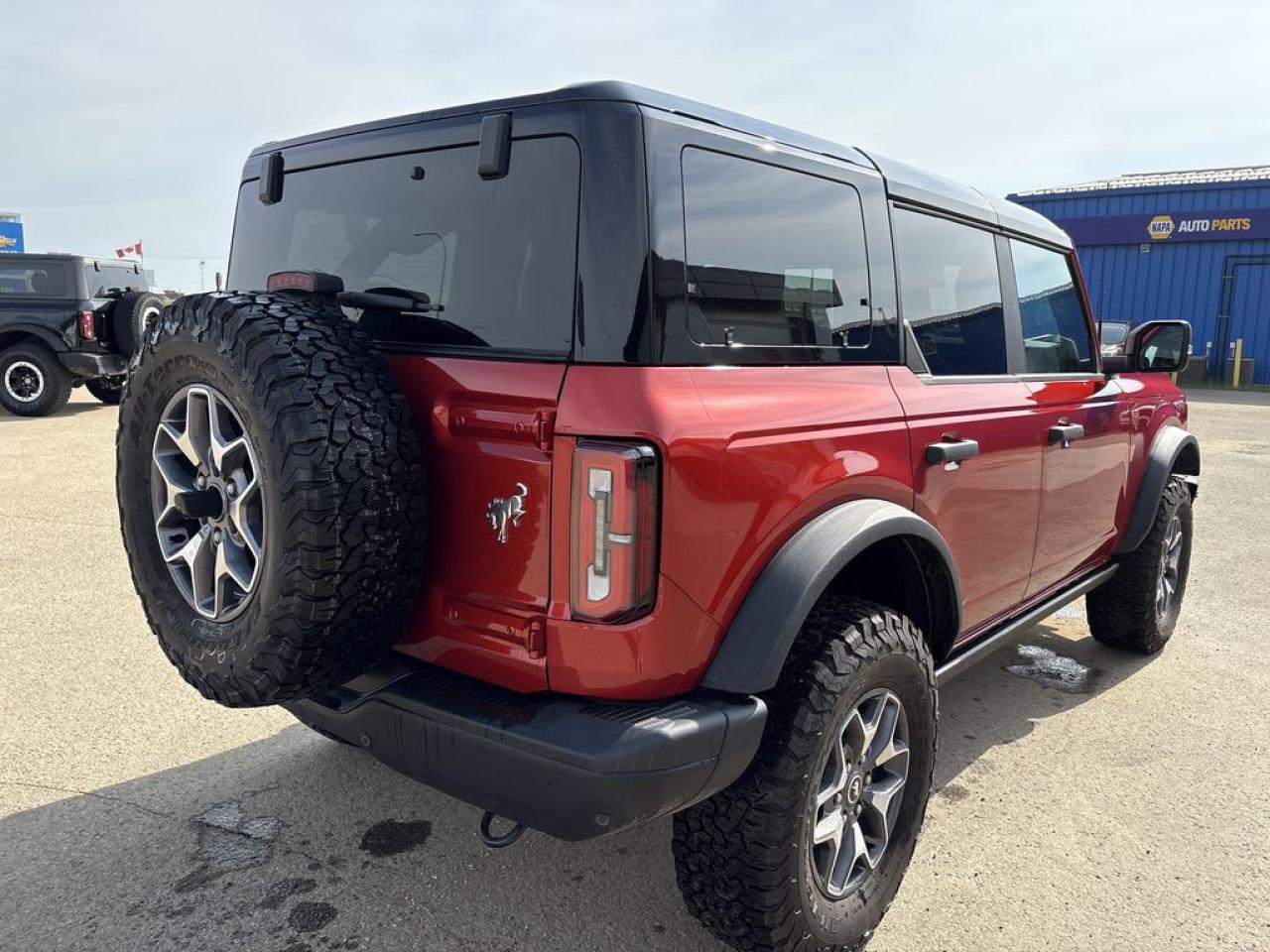 2024 Ford Bronco Badlands Photo5