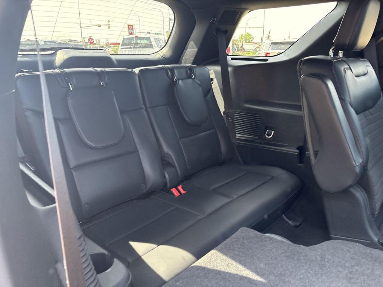 2025 Ford Explorer ST-Line Photo5