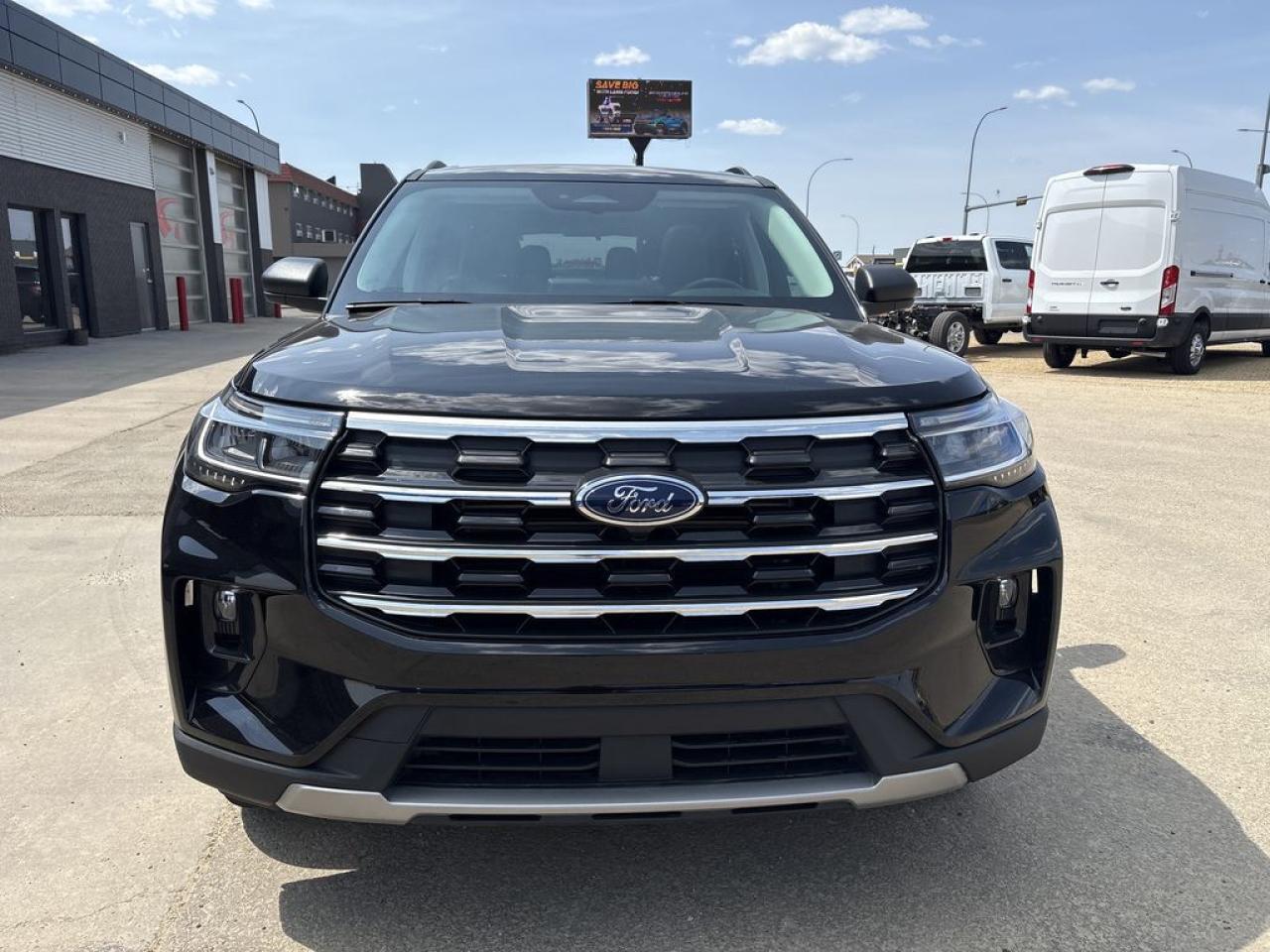 2025 Ford Explorer ACTIVE Photo5