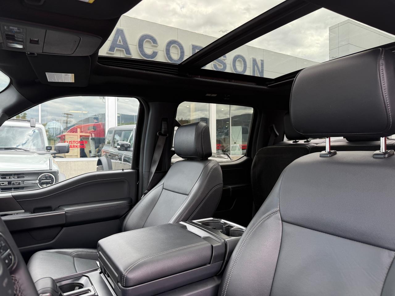 2024 Ford F-150 XLT Photo5