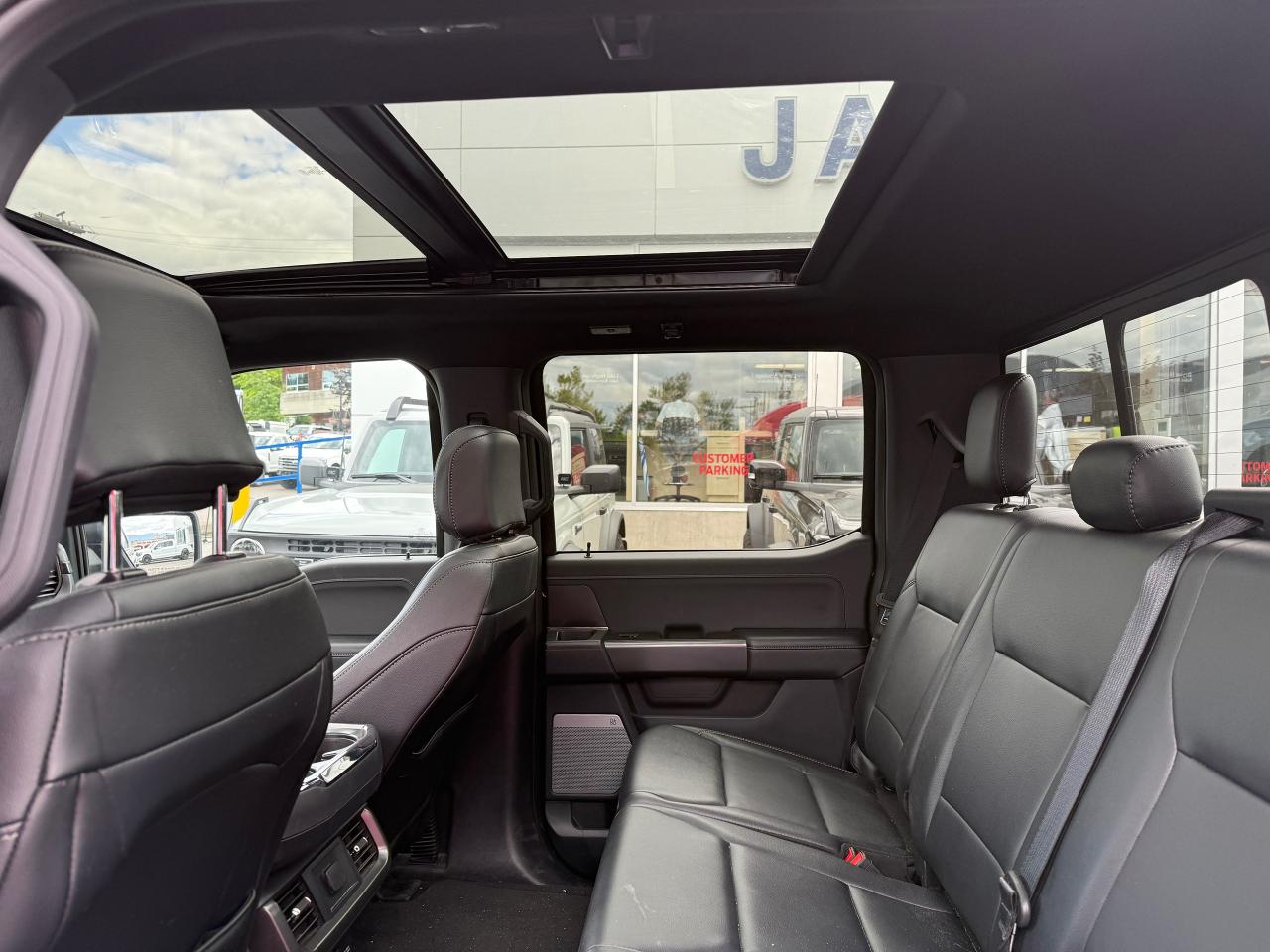 2024 Ford F-150 XLT Photo5