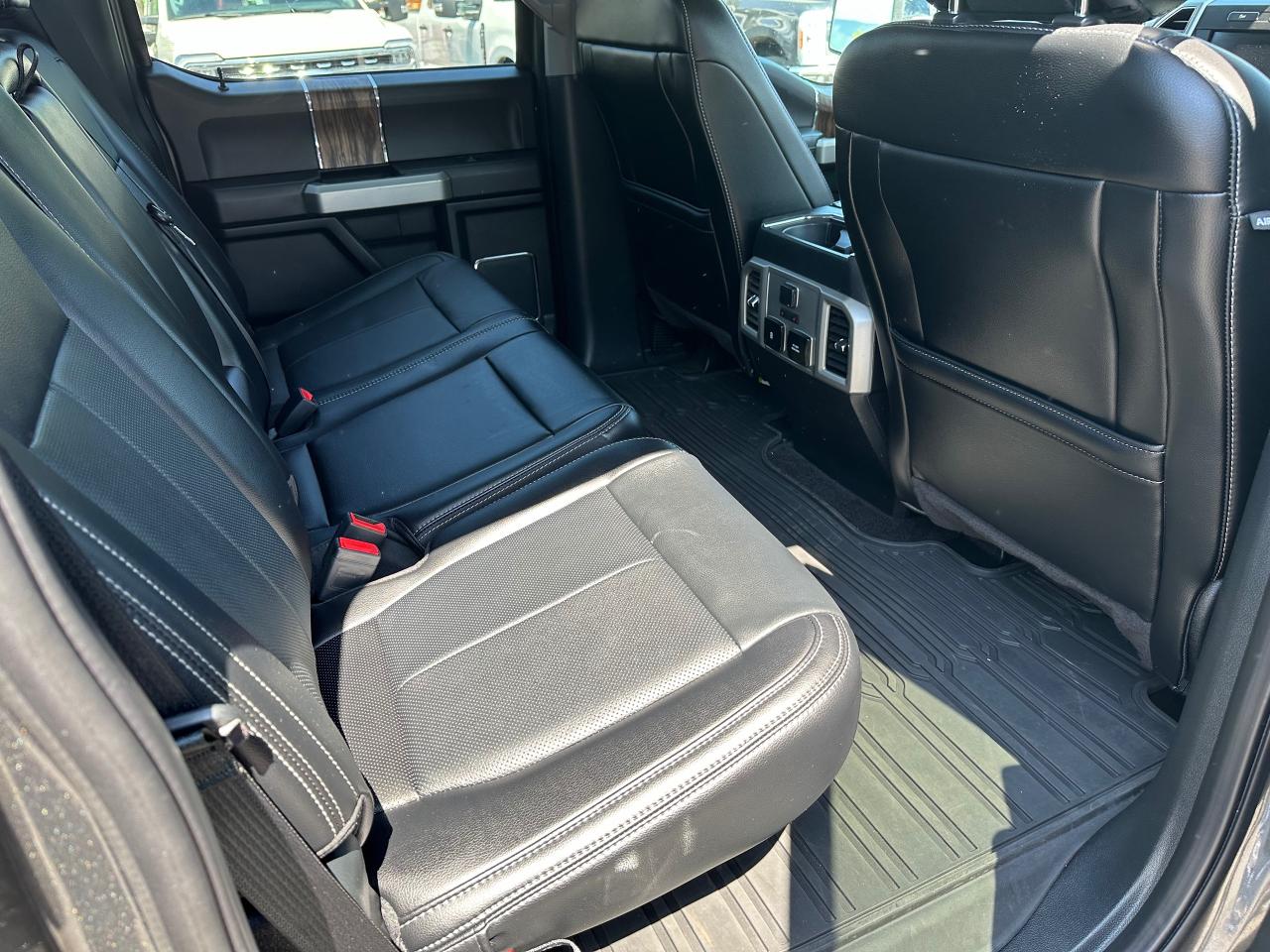 2019 Ford F-150 Lariat Photo5