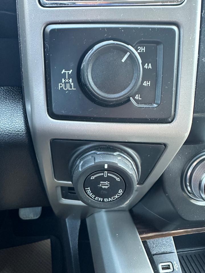 2019 Ford F-150 Lariat Photo5