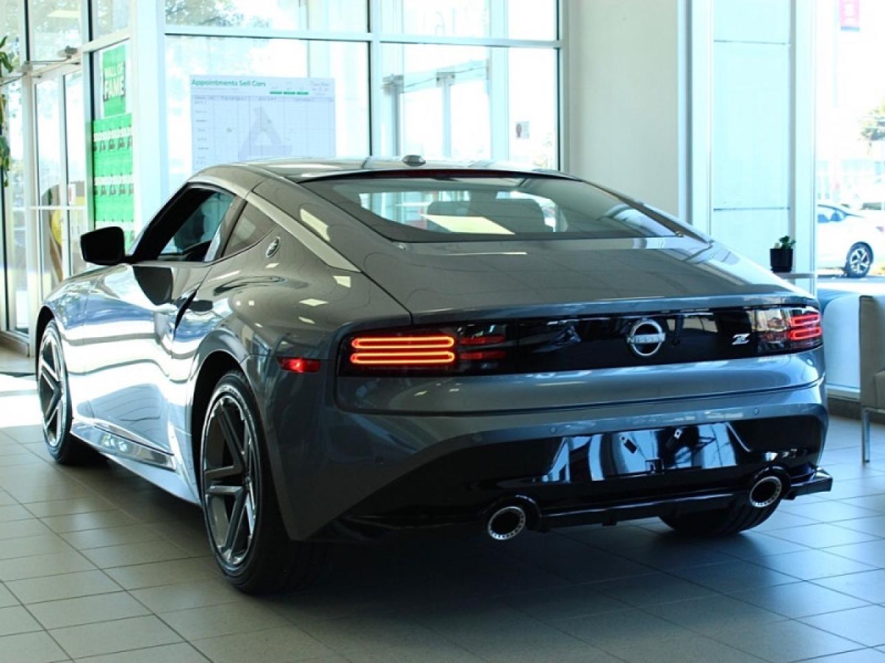 2025 Nissan 370Z Sport at Photo2