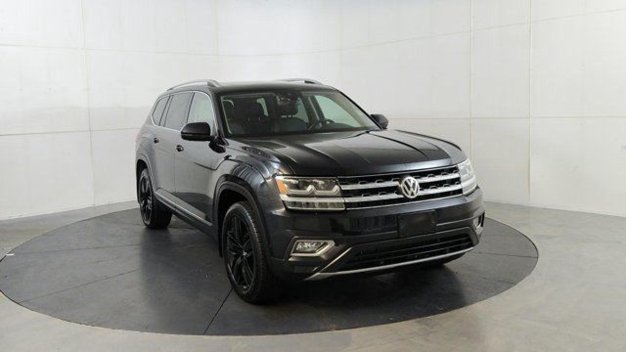 Used 2018 Volkswagen Atlas EXECLINE for sale in Winnipeg, MB