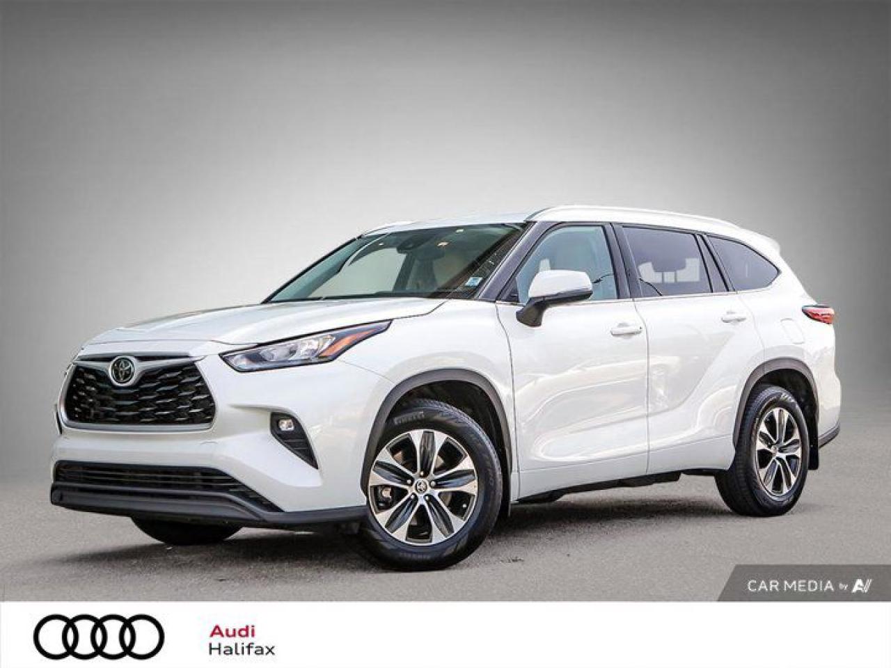 Used 2021 Toyota Highlander XLE for sale in Halifax, NS