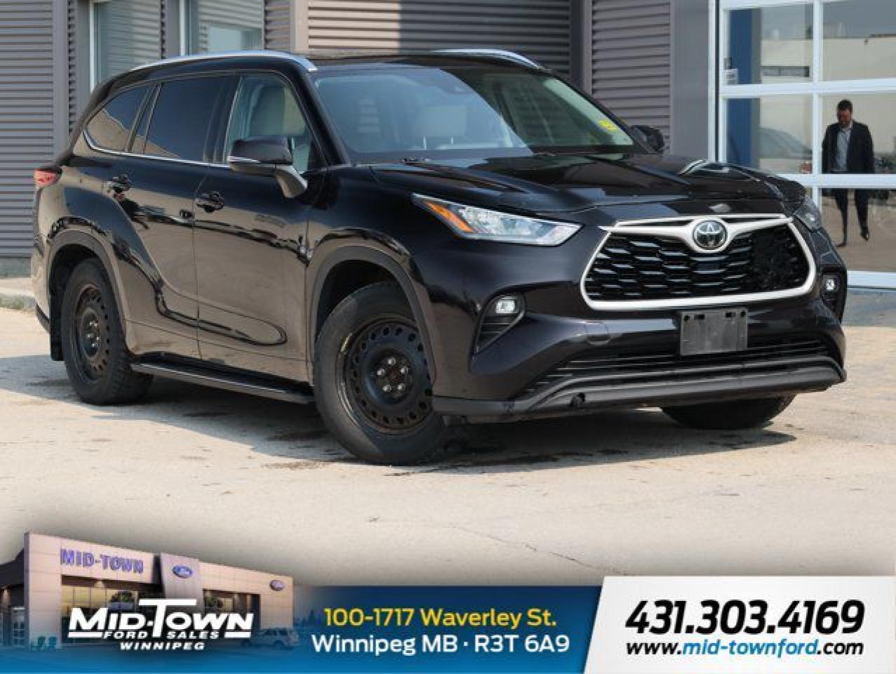 Used 2020 Toyota Highlander XLE ONE OWNER CLEAN CARFAX LOW KM for sale in Winnipeg, MB