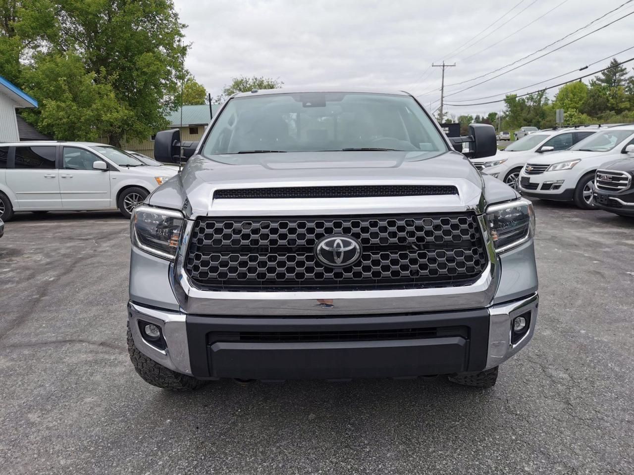 2019 Toyota Tundra SR5 5.7L V8 - Photo #8
