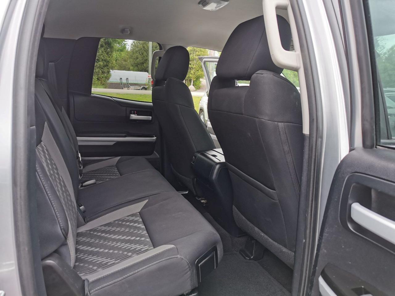 2019 Toyota Tundra SR5 5.7L V8 - Photo #17