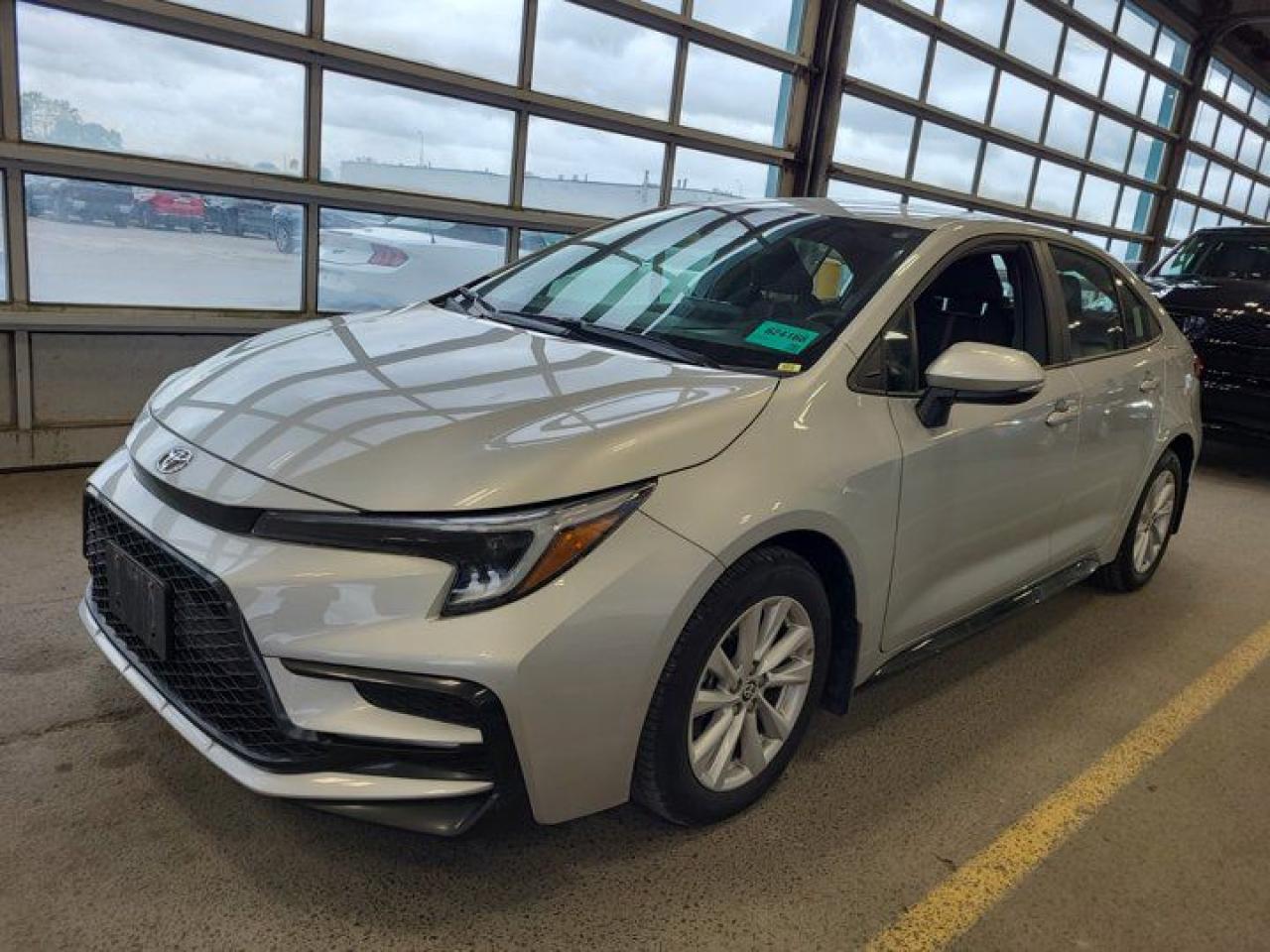 Used 2024 Toyota Corolla SE | Adaptive Cruise | Heated Seats | Bluetooth | Rear Camera | Keyless Entry & More ! for sale in Guelph, ON
