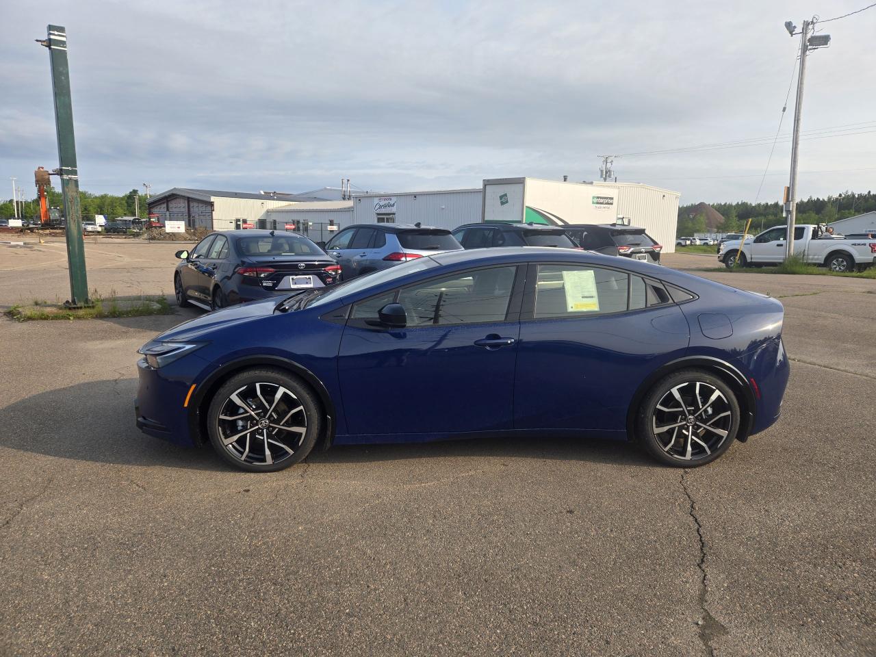 2025 Toyota Prius Plug-In HYBRID XSE PRIUS PLUG-IN HYBRID XSE Photo1