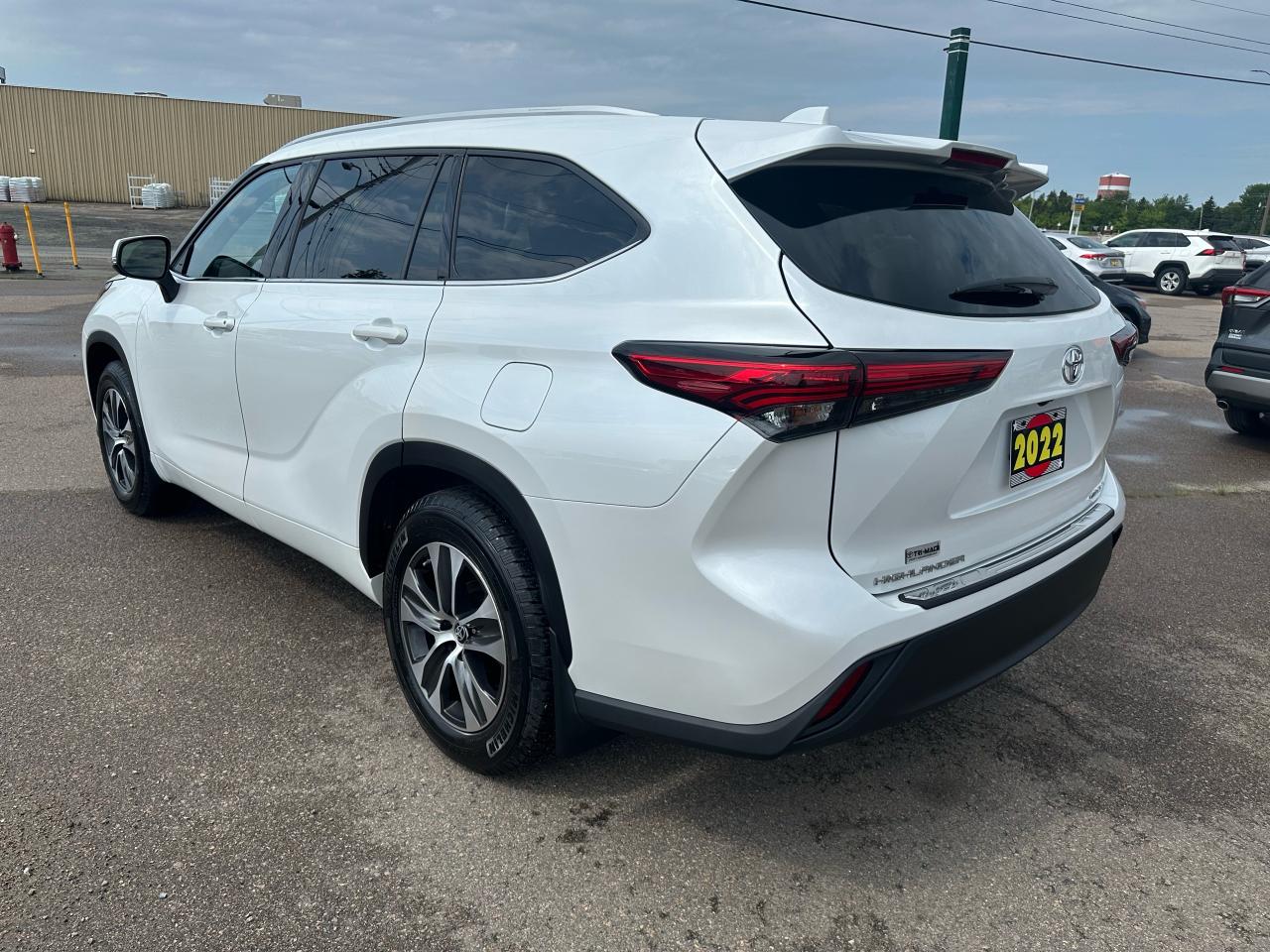 2022 Toyota Highlander XLE Photo