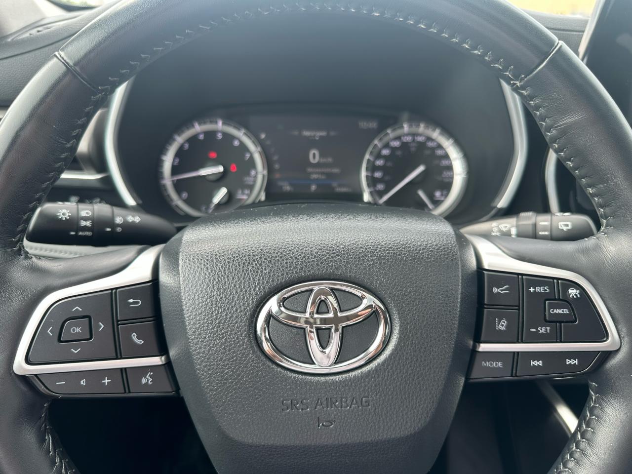 2022 Toyota Highlander XLE Photo