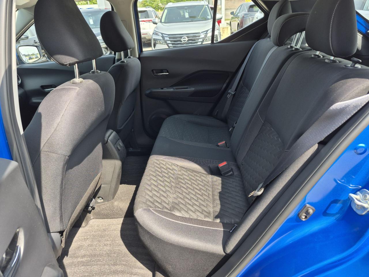 2022 Nissan Kicks SV Photo27