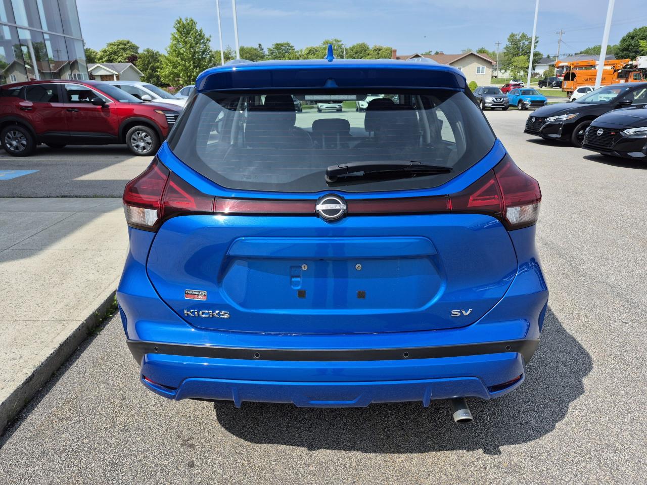 2022 Nissan Kicks SV Photo19