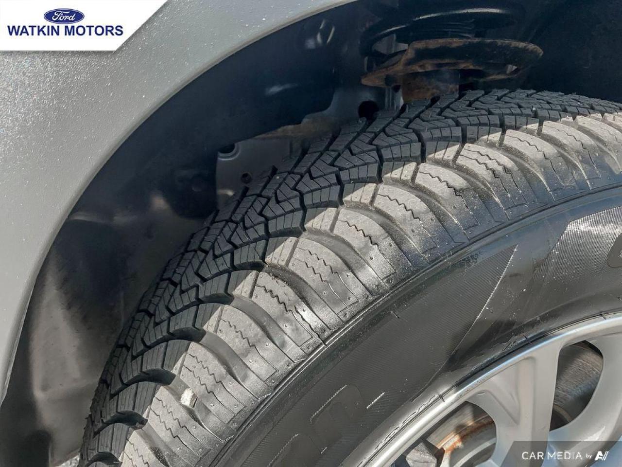 2019 Jeep Cherokee North Photo8
