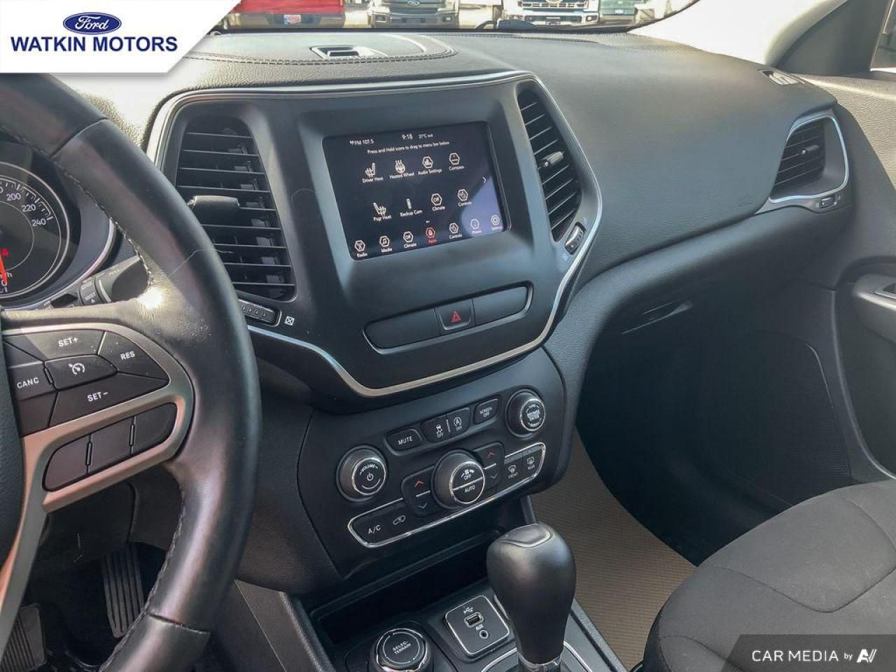 2019 Jeep Cherokee North Photo20